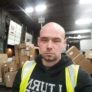 Meet your Posher, Joshua